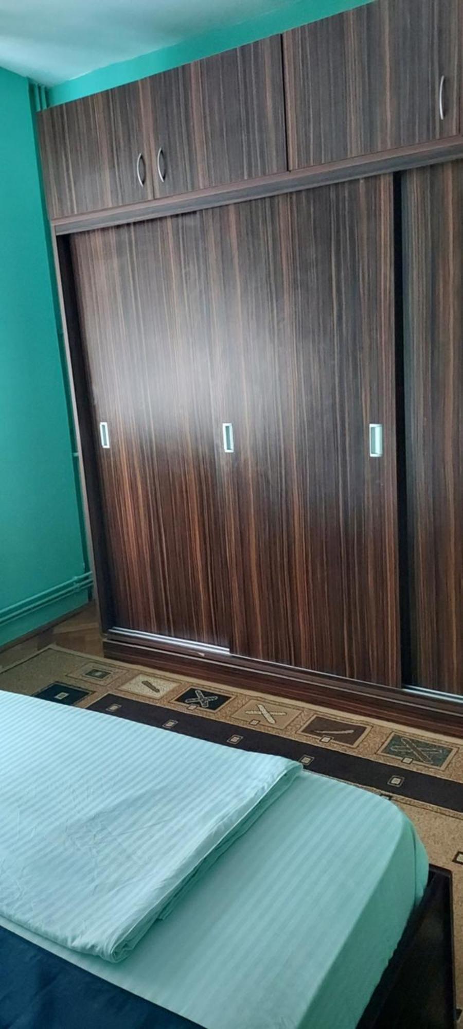 アラドApartament Gara Micaアパートメント エクステリア 写真